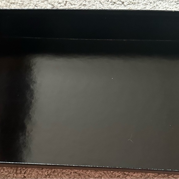 Chanel Box with Camellia and Ribbon - Picture 6 of 8